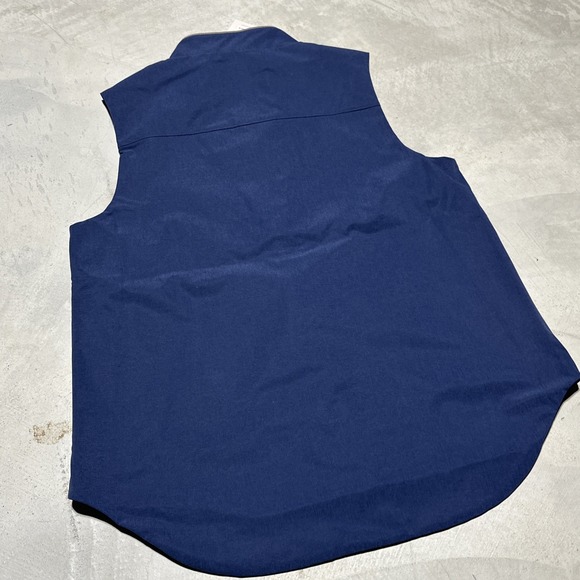 NWT $245 Peter Millar Women's SZ M Navy Surge Full Zip Vest Purina Logo Brand - Picture 10 of 10